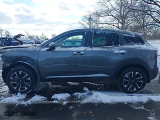 2025 Nissan Kicks SV with VIN 3N8AP6CB4SL328516, listed as a IAAI auction lot 41362893 with 94 mi miles. Bid and sale history available at carsss.com. Image 15.