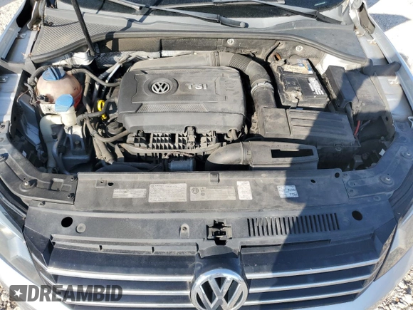 2014 Volkswagen Passat S z VIN 1VWAS7A39EC046865, wystawiony jako Copart lot #58449995 z przebiegiem 122 630 mil mil oraz Czysty tytuł • Clean title. Historia ofert i sprzedaży dostępna na DreamBid. Obrazek 11.