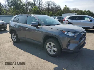 2021 Toyota RAV4 XLE z VIN 2T3P1RFV8MC202347, wystawiony jako Copart lot #66336895 z przebiegiem 33 722 mil mil oraz Szkoda całkowita • Salvage title. Historia ofert i sprzedaży dostępna na DreamBid. Obrazek 4.