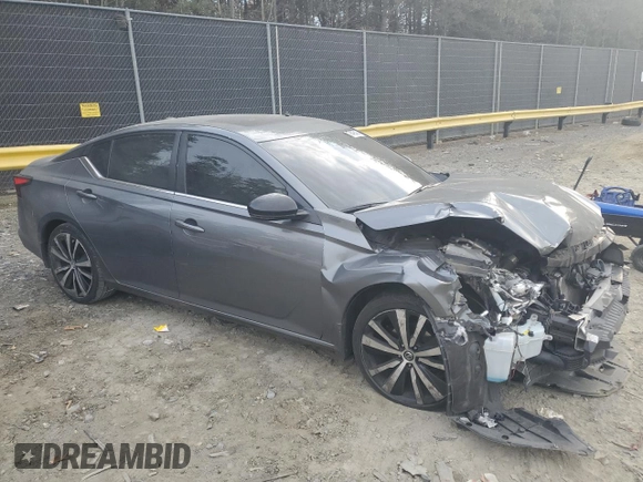 2019 Nissan Altima SR with VIN 1N4AL4CV1KC225349, listed as a Copart auction lot 79495454 with 87,661 mi miles and Salvage Title. Bid and sale history available at carsss.com. Image 4.