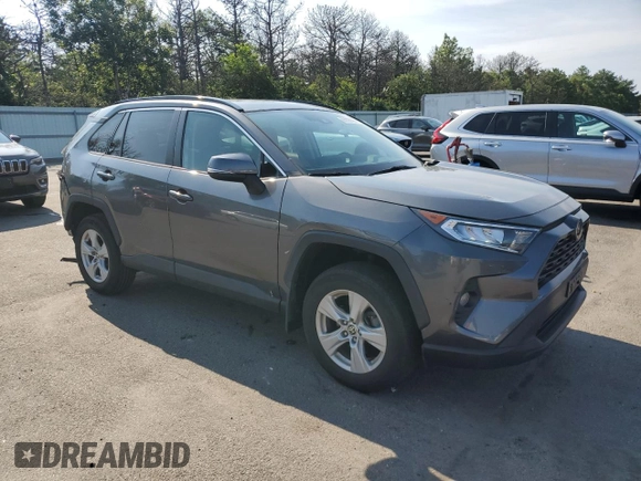2021 Toyota RAV4 XLE z VIN 2T3P1RFV8MC202347, wystawiony jako Copart lot #66336895 z przebiegiem 33 722 mil mil oraz Szkoda całkowita • Salvage title. Historia ofert i sprzedaży dostępna na DreamBid. Obrazek 4.