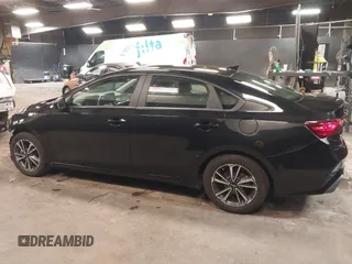 2024 Kia Forte LXS with VIN 3KPF24AD6RE745031, listed as a IAAI auction lot 41776118 with 18,093 mi miles and . Bid and sale history available at DreamBid. Image 15.