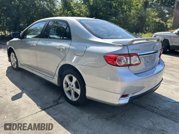 2011 Toyota Corolla L with VIN 2T1BU4EE5BC707015, listed as a IAAI auction lot 42031097 with 182,586 mi miles. Bid and sale history available at carsss.com. Image 3.
