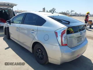 2015 Toyota Prius Four with VIN JTDKN3DU5F0448042, listed as a IAAI auction lot 41997701 with 180,314 mi miles. Bid and sale history available at carsss.com. Image 3.