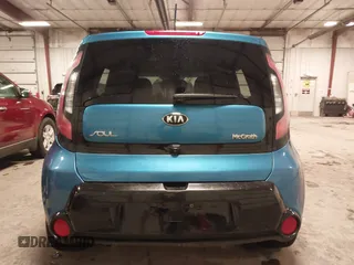 2016 Kia Soul + z VIN KNDJP3A51G7386182, wystawiony jako IAAI lot #41339753 z przebiegiem 144 526 mil mil oraz . Historia ofert i sprzedaży dostępna na DreamBid. Obrazek 16.