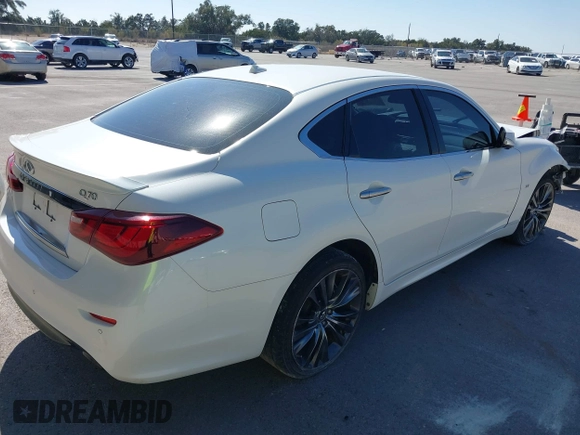 2017 Infiniti Q70 3.7 z VIN JN1BY1AP3HM741611, wystawiony jako IAAI lot #41465116 z przebiegiem 90 375 mil mil oraz . Historia ofert i sprzedaży dostępna na DreamBid. Obrazek 4.