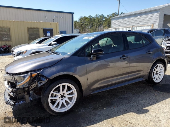 2022 Toyota Corolla Hatchback XSE with VIN JTNC4MBE9N3173390, listed as a Copart auction lot 49011155 with 84,555 mi miles and Clean Title. Bid and sale history available at carsss.com. Image 1.