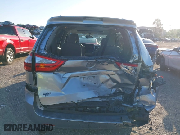 2015 Toyota Sienna XLE with VIN 5TDYK3DC9FS610925, listed as a IAAI auction lot 42022267 with 153,997 mi miles. Bid and sale history available at carsss.com. Image 16.