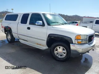 2000 GMC Sierra 1500 SLE with VIN 1GTEK19T6YE133931, listed as a IAAI auction lot 41789598 with 206,815 mi miles and . Bid and sale history available at DreamBid. Image 1.