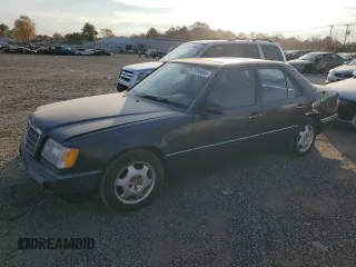 1995 Mercedes-Benz E Class with VIN WDBEA32E4SC245977, listed as a Copart auction lot 77588644 with 140,070 mi miles and Clean Title. Bid and sale history available at carsss.com. Image 1.