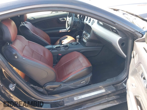 2015 Ford Mustang EcoBoost z VIN 1FA6P8TH4F5377048, wystawiony jako IAAI lot #42234256 z przebiegiem 160 455 mil mil oraz . Historia ofert i sprzedaży dostępna na DreamBid. Obrazek 5.