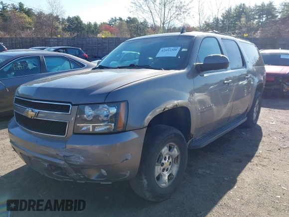 2011 Chevrolet Suburban LT с VIN 1GNSKJE3XBR126576, выставлен на аукционе IAAI как лот 42093300 с пробегом 255 976 миль миль и . История ставок и продаж доступна на DreamBid. Изображение 2.