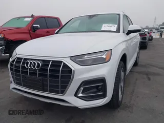 2024 Audi Q5 Premium Plus z VIN WA1BBAFY9R2044435, wystawiony jako IAAI lot #41210271 z przebiegiem 8 906 mil mil oraz . Historia ofert i sprzedaży dostępna na DreamBid. Obrazek 17.
