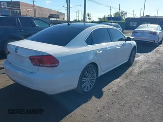 2015 Volkswagen Passat SE с VIN 1VWBS7A31FC075721, выставлен на аукционе IAAI как лот 42326684 с пробегом 177 448 миль миль и . История ставок и продаж доступна на DreamBid. Изображение 4.