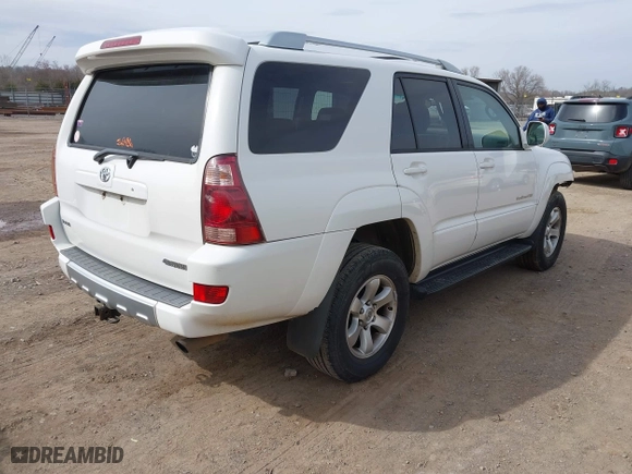 2005 Toyota 4Runner SR5 with VIN JTEBU14R850061191, listed as a IAAI auction lot 41740477 with 317,448 mi miles. Bid and sale history available at carsss.com. Image 4.
