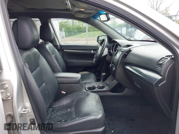 2011 Kia Sorento SX with VIN 5XYKWDA23BG136523, listed as a IAAI auction lot 42113753 with 255,916 mi miles and . Bid and sale history available at carsss.com. Image 5.