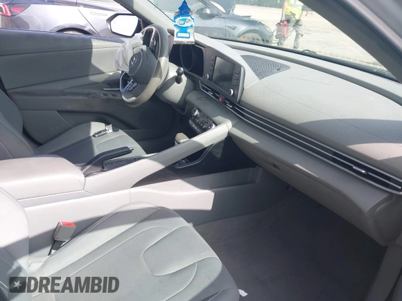 2023 Hyundai Elantra SEL z VIN 5NPLM4AG8PH090614, wystawiony jako IAAI lot #42611835 z przebiegiem 37 644 mil mil oraz . Historia ofert i sprzedaży dostępna na DreamBid. Obrazek 5.