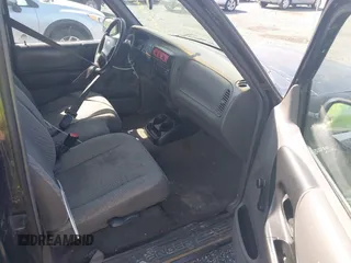 2001 Ford Ranger XL with VIN 1FTYR10D91TA81212, listed as a IAAI auction lot 42154099 with 180,564 mi miles and . Bid and sale history available at DreamBid. Image 5.