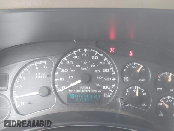 2002 Chevrolet Silverado 1500 LT with VIN 2GCEK19T321107487, listed as a IAAI auction lot 41977474 with 218,793 mi miles. Bid and sale history available at carsss.com. Image 7.