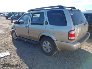 2002 Nissan Pathfinder LE with VIN JN8DR09Y82W713507, listed as a IAAI auction lot 41253781 with 302,501 mi miles. Bid and sale history available at carsss.com. Image 3.