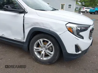 2018 GMC Terrain SLE z VIN 3GKALTEV6JL355782, wystawiony jako IAAI lot #42180344 z przebiegiem 109 364 mil mil oraz . Historia ofert i sprzedaży dostępna na DreamBid. Obrazek 6.