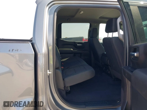 2020 Chevrolet Silverado 1500 Custom with VIN 3GCPWBEH0LG230256, listed as a IAAI auction lot 41883052 with 120,177 mi miles. Bid and sale history available at carsss.com. Image 8.