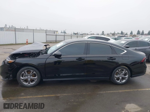 2024 Honda Accord EX с VIN 1HGCY1F30RA031898, выставлен на аукционе IAAI как лот 41059841 с пробегом 24 368 миль миль и . История ставок и продаж доступна на DreamBid. Изображение 15.