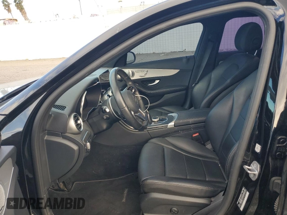 2021 Mercedes-Benz C 300 z VIN W1KWF8DBXMR644146, wystawiony jako Copart lot #86278794 z przebiegiem 38 642 mil mil oraz Szkoda całkowita • Salvage title. Historia ofert i sprzedaży dostępna na DreamBid. Obrazek 7.