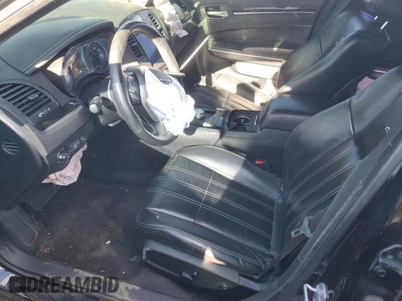 2018 Chrysler 300 with VIN 2C3CCAGG9JH141454, listed as a Copart auction lot 86857554 with 91,642 mi miles and Salvage Title. Bid and sale history available at carsss.com. Image 7.