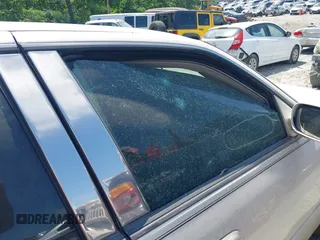 2001 Cadillac DeVille z VIN 1G6KD54Y91U197323, wystawiony jako IAAI lot #42251408 z przebiegiem Nie podano mil oraz . Historia ofert i sprzedaży dostępna na DreamBid. Obrazek 6.
