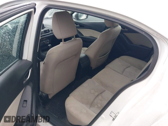 2014 Mazda 3 i Touring z VIN JM1BM1L73E1101014, wystawiony jako IAAI lot #42472127 z przebiegiem 121 426 mil mil oraz . Historia ofert i sprzedaży dostępna na DreamBid. Obrazek 19.