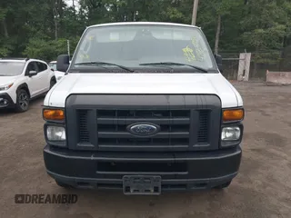 2013 Ford Econoline Cargo Commercial z VIN 1FTNE2EW6DDA13611, wystawiony jako IAAI lot #42237700 z przebiegiem 188 346 mil mil oraz . Historia ofert i sprzedaży dostępna na DreamBid. Obrazek 12.