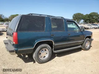 1998 Chevrolet Tahoe with VIN 1GNEK13R2WJ347601, listed as a Copart auction lot 75742084 with 202,287 mi miles and Salvage Title. Bid and sale history available at carsss.com. Image 3.