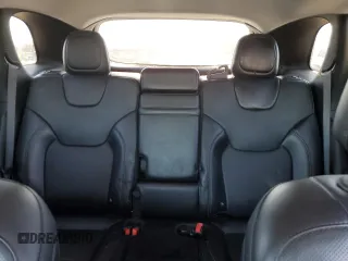 2019 Jeep Cherokee Limited с VIN 1C4PJLDB1KD185048, выставлен на аукционе Copart как лот 87480664 с пробегом 186 938 миль миль и Списание • Salvage title. История ставок и продаж доступна на DreamBid. Изображение 10.