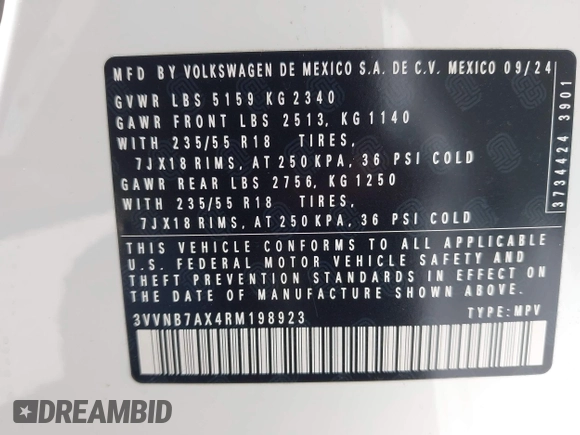 2024 Volkswagen Tiguan SE z VIN 3VVNB7AX4RM198923, wystawiony jako IAAI lot #42312597 z przebiegiem 6 827 mil mil oraz . Historia ofert i sprzedaży dostępna na DreamBid. Obrazek 9.