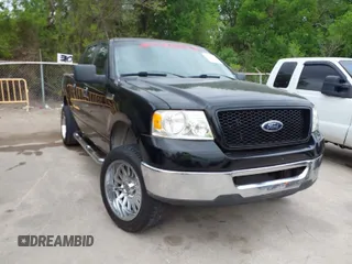 2006 Ford F-150 XLT with VIN 1FTPW12516KB02562, listed as a IAAI auction lot 41947853 with 299,967 mi miles. Bid and sale history available at carsss.com. Image 1.