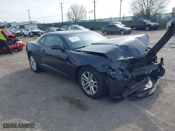 2014 Chevrolet Camaro LS with VIN 2G1FA1E36E9137949, listed as a IAAI auction lot 41985075 with 1 mi miles. Bid and sale history available at carsss.com. Image 1.