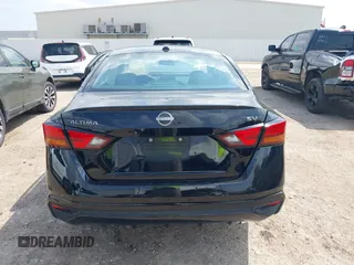 2024 Nissan Altima 2.5 SV with VIN 1N4BL4DVXRN324950, listed as a IAAI auction lot 42131175 with 55,658 mi miles. Bid and sale history available at carsss.com. Image 15.