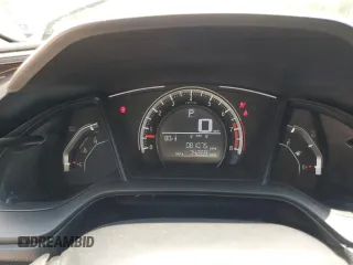 2017 Honda Civic LX z VIN 19XFC2F55HE026662, wystawiony jako Copart lot #55019905 z przebiegiem 81 075 mil mil oraz Szkoda całkowita • Salvage title. Historia ofert i sprzedaży dostępna na DreamBid. Obrazek 9.