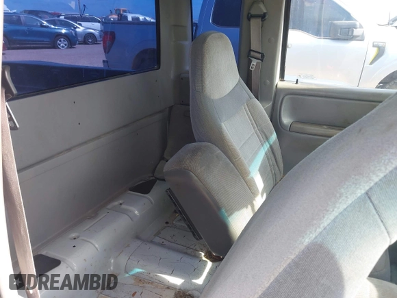 1998 Ford Ranger XL with VIN 1FTYR14U2WPB12018, listed as a IAAI auction lot 42482638 with Not provided miles and . Bid and sale history available at DreamBid. Image 8.