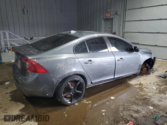 2016 Volvo S60 T5 Premier with VIN YV1612TK1G2410976, listed as a Copart auction lot 44212435 with 0 mi miles and Salvage Title. Bid and sale history available at carsss.com. Image 3.