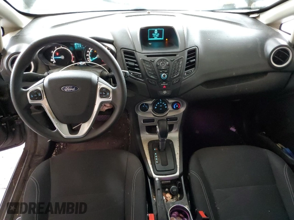 2017 Ford Fiesta SE z VIN 3FADP4BJ9HM165523, wystawiony jako Copart lot #70295532 z przebiegiem 91 318 mil mil oraz Szkoda całkowita • Salvage title. Historia ofert i sprzedaży dostępna na DreamBid. Obrazek 8.