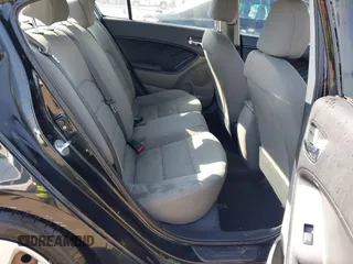 2014 Kia Forte LX with VIN KNAFK4A69E5147424, listed as a IAAI auction lot 41913598 with 117,503 mi miles. Bid and sale history available at carsss.com. Image 8.
