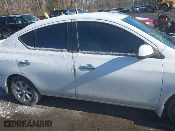 2013 Nissan Versa SV with VIN 3N1CN7AP8DL840350, listed as a IAAI auction lot 41366421 with 145,781 mi miles and . Bid and sale history available at DreamBid. Image 13.