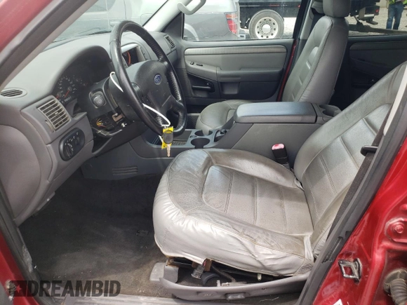 2005 Ford Explorer XLT с VIN 1FMZU73KX5UB55068, выставлен на аукционе Copart как лот 56472795 с пробегом 140 829 миль миль и Списание • Salvage title. История ставок и продаж доступна на DreamBid. Изображение 7.