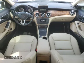 2015 Mercedes-Benz GLA 250 z VIN WDCTG4EB2FJ113312, wystawiony jako Copart lot #54522535 z przebiegiem 67 298 mil mil oraz Szkoda całkowita • Salvage title. Historia ofert i sprzedaży dostępna na DreamBid. Obrazek 8.