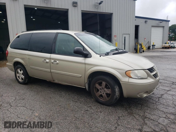 2005 Dodge Caravan SXT with VIN 2D4GP44L85R401401, listed as a Copart auction lot 58576535 with 190,858 mi miles and Salvage title. Bid and sale history available at DreamBid. Image 4.