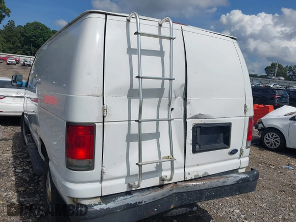 2011 Ford Econoline Cargo Commercial z VIN 1FTNE2EW4BDB15566, wystawiony jako IAAI lot #42344830 z przebiegiem 165 580 mil mil oraz . Historia ofert i sprzedaży dostępna na DreamBid. Obrazek 6.