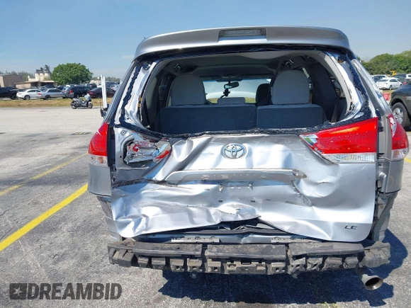 2012 Toyota Sienna LE AAS with VIN 5TDKK3DC6CS189747, listed as a IAAI auction lot 41857367 with 205,376 mi miles and . Bid and sale history available at DreamBid. Image 6.