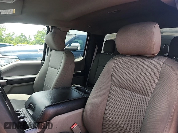 2020 Ford F-150 with VIN 1FTFX1C49LKD53369, listed as a IAAI auction lot 42725370 with 187,970 mi miles and . Bid and sale history available at DreamBid. Image 13.
